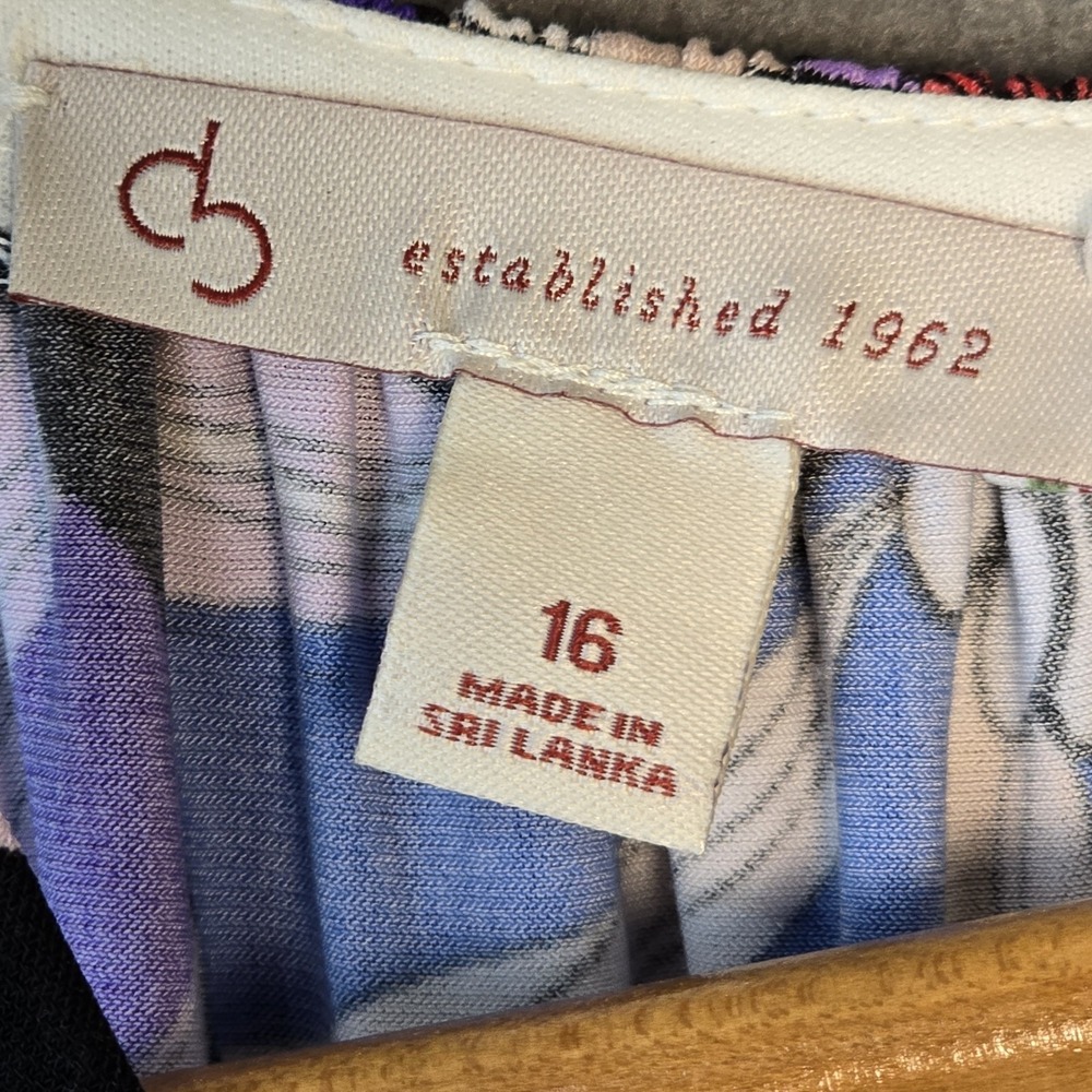 Dressbarn Handkerchief Hem Dress Patterned Women Size 16 Nwt - Picture 3 of 8